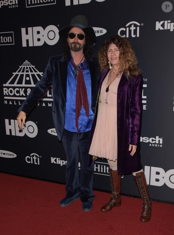Mike Campbell et sa femme Marcie à la soirée Rock & Roll Hall Of Fame Induction au Barclays Center dans le quartier de Brooklyn à New York, le 29 mars 2019.