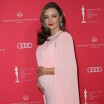Miranda Kerr enceinte : Premières photos glamour avec son beau baby bump !