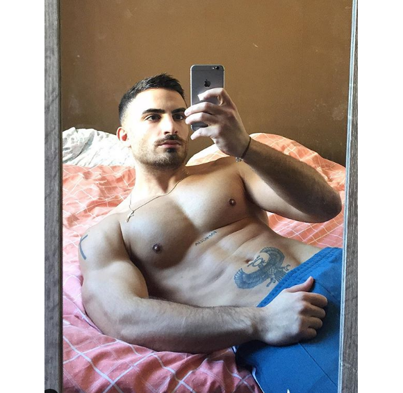 Antoine de "10 Couples parfaits 3" torse nu sur Instagram - 28 janvier 019
