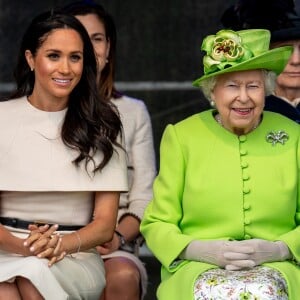 Meghan Markle, duchesse de Sussex, effectue son premier déplacement officiel avec la reine Elisabeth II d'Angleterre, lors de la visite du Catalyst Museum à Widnes. Le 14 juin 2018