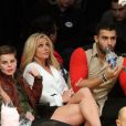 Britney Spears et son compagnon Sam Asghari sont allés assister à un match des Lakers à Los Angeles. Les enfants de Britney, Sean et Jayden James sont de la partie ! Le 29 novembre 2017 © Prensa Internacional via Zuma/Bestimage