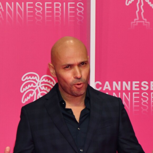 Eric Judor au photocall de la 2e édition de "CanneSéries" au Palais des festivals à Cannes, le 6 avril 2019. © Bruno Bébert/Bestimage