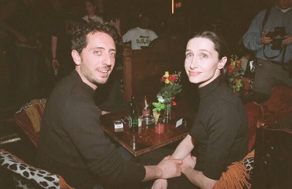 Gad Elmaleh et Anne Brochet en 2002 aux 20 ans du Festival Juste pour rire.