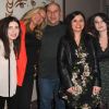 Exclusif - Krystel Moscato avec son mari Vincent Moscato et ses filles Alba, Léa et sa nièce Mélissa, lors de la représentation exceptionnelle du spectacle de Vincent Moscato "Complètement Jojo" au théâtre du Gymnase. Paris, le 10 avril 2019. © Guirec Coadic/Bestimage