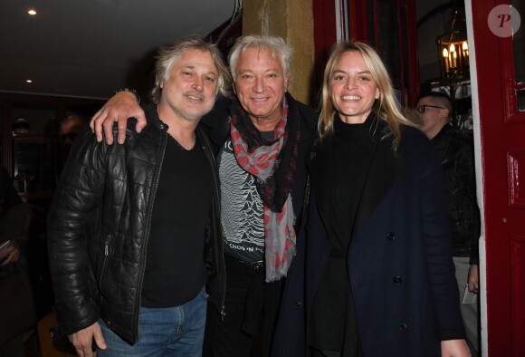 Exclusif - Denis Charvet, Laurent Boyer et sa compagne Emilie Seban lors de la représentation exceptionnelle du spectacle de Vincent Moscato "Complètement Jojo" au théâtre du Gymnase. Paris, le 10 avril 2019. © Guirec Coadic/Bestimage
