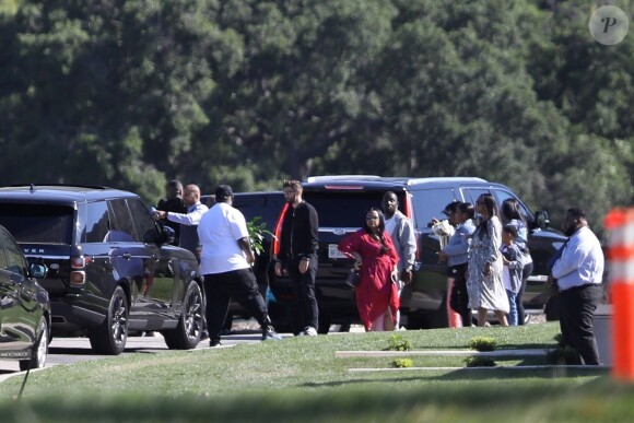 Exclusif - Obsèques du rappeur assassiné Nipsey Hussle au cimetière de Forest Lawn à Los Angeles le 12 avril 2019.