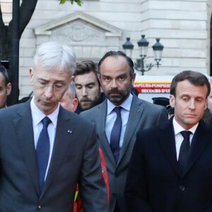 Didier Lallement, préfet de Police de Paris, Edouard Philippe, Premier ministre, le président de la République française, Emmanuel Macron, Franck Riester, ministre de la Culture, monseigneur Patrick Chauvet recteur-archiprêtre de la cathédrale Notre-Dame de Paris, la maire de Paris, Anne Hidalgo, la Première dame Brigitte Macron - Le président de la République française est venu constater les dégâts provoqués par l'incendie survenu en la cathédrale Notre-Dame de Paris, France, le 15 avril 2019. © Stéphane Lemouton/Bestimage