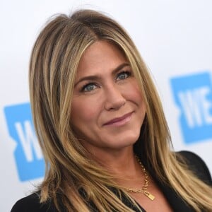 Jennifer Aniston au photocall de la soirée "The We Way Day" 2018 au forum à Inglewood le 19 avril 2018. © Chris Delmas / Bestimage