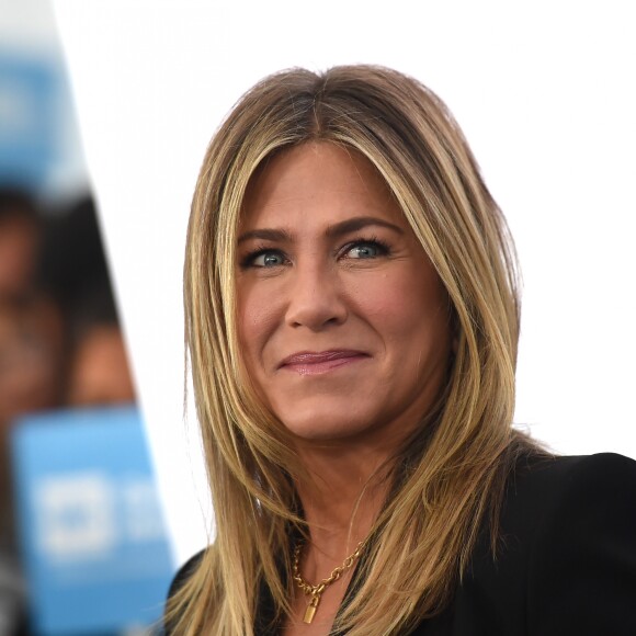 Jennifer Aniston au photocall de la soirée "The We Way Day" 2018 au forum à Inglewood le 19 avril 2018. © Chris Delmas / Bestimage