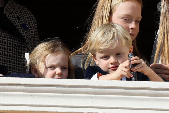 La princesse Gabriella et le prince Jacques - La famille princière de Monaco au balcon du palais lors de la fête nationale monégasque, à Monaco. Le 19 novembre 2018. © Dominque Jacovides / Bestimage