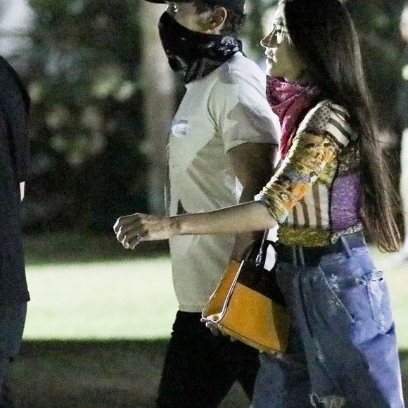 James Franco et sa compagne Isabel Pakzad au deuxième week-end du festival Coachella. Indio, le 19 avril 2019.