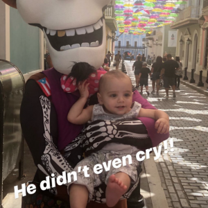 Santiago, le fils d'Eva Longoria et Jose Antonio Baston, en vacances à Porto-Rico. Le 27 avril 2019.