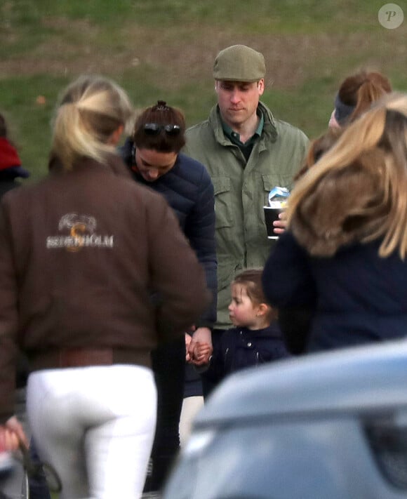 Exclusif - Catherine Kate Middleton, duchesse de Cambridge, la princesse Charlotte, Le prince William, duc de Cambridge lors d'une après-midi de détente en famille en marge des courses de chevaux de Burnham dans le Norfolk le 12 avril 2019.