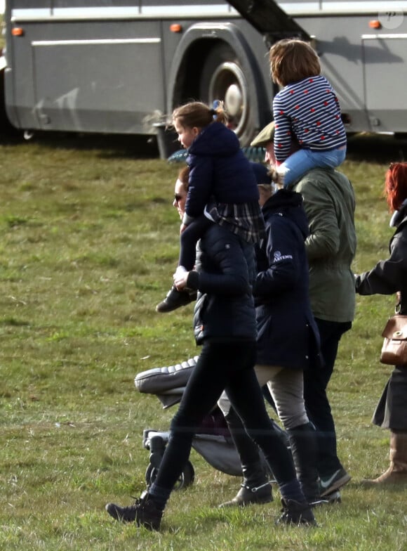 Exclusif - Catherine Kate Middleton, duchesse de Cambridge, la princesse Charlotte, Le prince William, duc de Cambridge, Mia Tindall lors d'une après-midi de détente en famille en marge des courses de chevaux de Burnham dans le Norfolk le 12 avril 2019.
