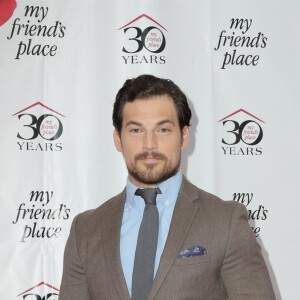 Giacomo Gianniotti au 30e gala annual My Friend's Place au Hollywood Palladium à Los Angeles, le 7 avril 2018.