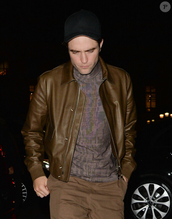 Robert Pattinson à l'after party de la maison Dior à Paris le 18 janvier 2019.
