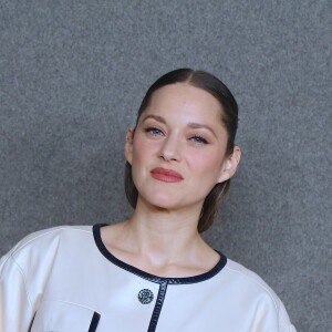 Marion Cotillard - Photocall du défilé de mode The Chanel Croisiere au Metropolitan Museum à New York, le 4 décembre 2018