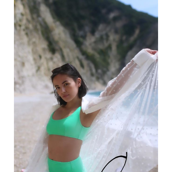Agathe Auproux se dévoile sexy en bikini à Corfou, en Grèce, en mai 2019.