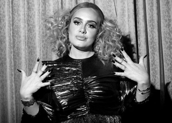 Adele prend la pose sur Instagram pour ses 31 ans, le 5 mai 2019