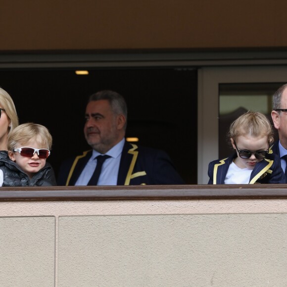 Le prince Albert II et la princesse Charlène de Monaco avec leurs enfants le prince Jacques de Monaco et la princesse Gabriella de Monaco lors de la 9ème édition du Tournoi Sainte Dévote de Rugby au Stade Louis II à Monaco, le 11 mai 2019. © Jean-Charles Vinaj/Pool/Bestimage