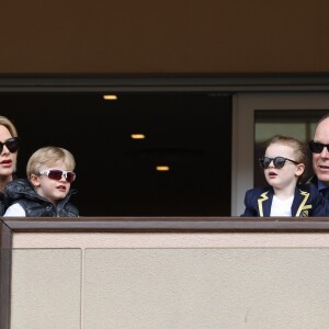 Le prince Albert II et la princesse Charlène de Monaco avec leurs enfants le prince Jacques de Monaco et la princesse Gabriella de Monaco lors de la 9ème édition du Tournoi Sainte Dévote de Rugby au Stade Louis II à Monaco, le 11 mai 2019. © Jean-Charles Vinaj/Pool/Bestimage