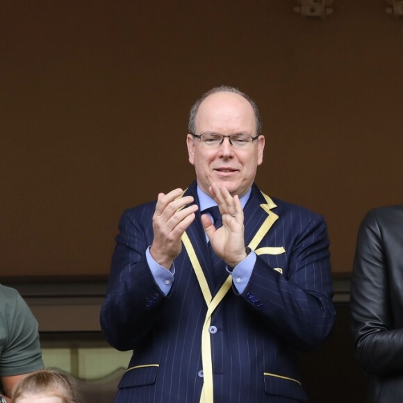 Le prince Albert II et la princesse Charlène de Monaco avec leurs enfants le prince Jacques de Monaco et la princesse Gabriella de Monaco lors de la 9ème édition du Tournoi Sainte Dévote de Rugby au Stade Louis II à Monaco, le 11 mai 2019. © Jean-Charles Vinaj/Pool/Bestimage