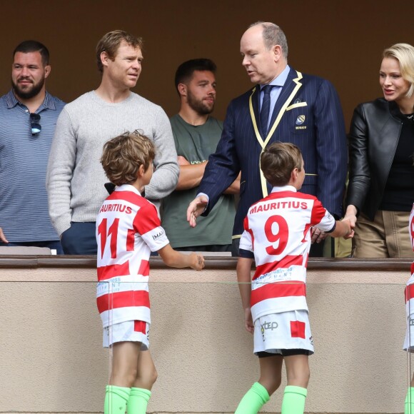 Le prince Albert II et la princesse Charlène de Monaco avec leurs enfants le prince Jacques de Monaco, la princesse Gabriella de Monaco et Gareth Wittstock,(frère de la princesse Charlene) lors de la 9ème édition du Tournoi Sainte Dévote de Rugby au Stade Louis II à Monaco, le 11 mai 2019. © Jean-Charles Vinaj/Pool/Bestimage