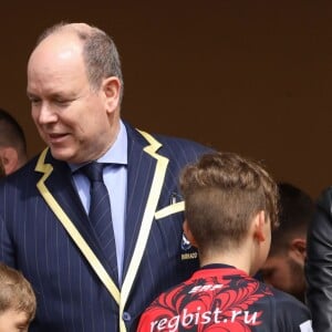 Le prince Albert II et la princesse Charlène de Monaco lors de la 9ème édition du Tournoi Sainte Dévote de Rugby au Stade Louis II à Monaco, le 11 mai 2019. © Jean-Charles Vinaj/Pool/Bestimage