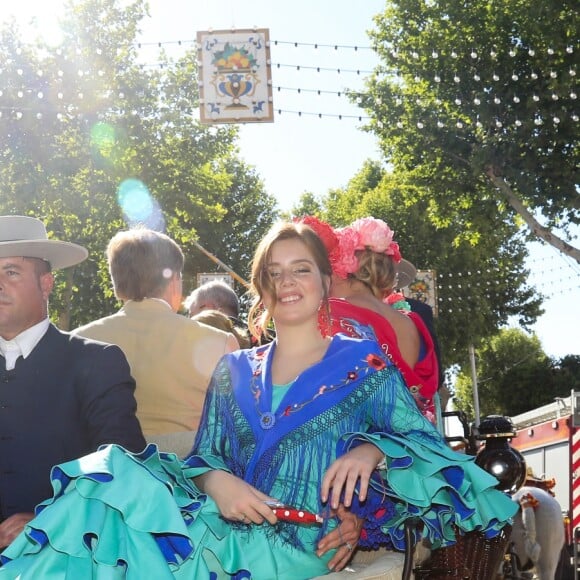 Le roi Willem-Alexander et la reine Maxima des Pays-Bas ont traversé Séville en calèche le 10 mai 2019 lors de la Feria, où ils se sont connus vingt ans plus tôt, avec leurs filles la princesse héritière Catharina-Amalia, la princesse Alexia et la princesse Ariane.