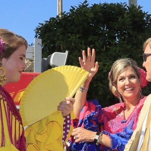 Le roi Willem-Alexander et la reine Maxima des Pays-Bas ont traversé Séville en calèche le 10 mai 2019 lors de la Feria, où ils se sont connus vingt ans plus tôt, avec leurs filles la princesse héritière Catharina-Amalia, la princesse Alexia et la princesse Ariane.