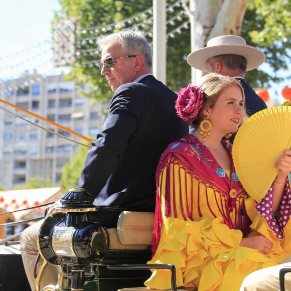 Le roi Willem-Alexander et la reine Maxima des Pays-Bas ont participé le 10 mai 2019 à la Feria de Séville, où ils se sont connus vingt ans plus tôt, avec leurs filles la princesse héritière Catharina-Amalia, la princesse Alexia et la princesse Ariane.