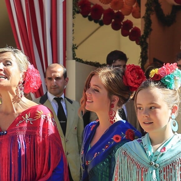 Le roi Willem-Alexander et la reine Maxima des Pays-Bas ont participé le 10 mai 2019 à la Feria de Séville, où ils se sont connus vingt ans plus tôt, avec leurs filles la princesse héritière Catharina-Amalia, la princesse Alexia et la princesse Ariane.