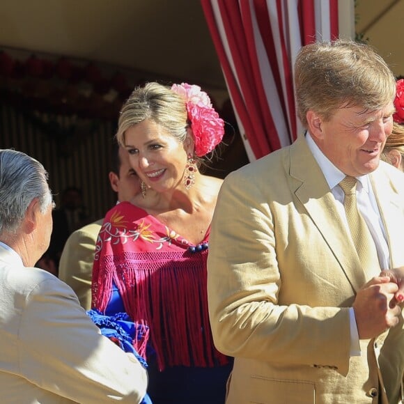 Le roi Willem-Alexander et la reine Maxima des Pays-Bas ont participé le 10 mai 2019 à la Feria de Séville, où ils se sont connus vingt ans plus tôt, avec leurs filles la princesse héritière Catharina-Amalia, la princesse Alexia et la princesse Ariane.