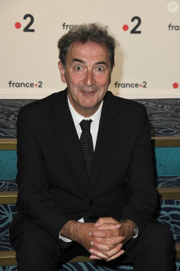 François Morel lors de la 31ème cérémonie des Molières 2019 aux Folies Bergère à Paris, France, le 13 mai 2019. © Coadic Guirec/Bestimage