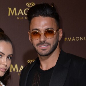 Nabilla Benattia et son mari Thomas Vergara au photocall de l'after party "Magnum x Rita Ora" sur la plage privé Magnum lors du 72e Festival International du Film de Cannes, France,le 16 mai 2019. © Veeren/Bestimage