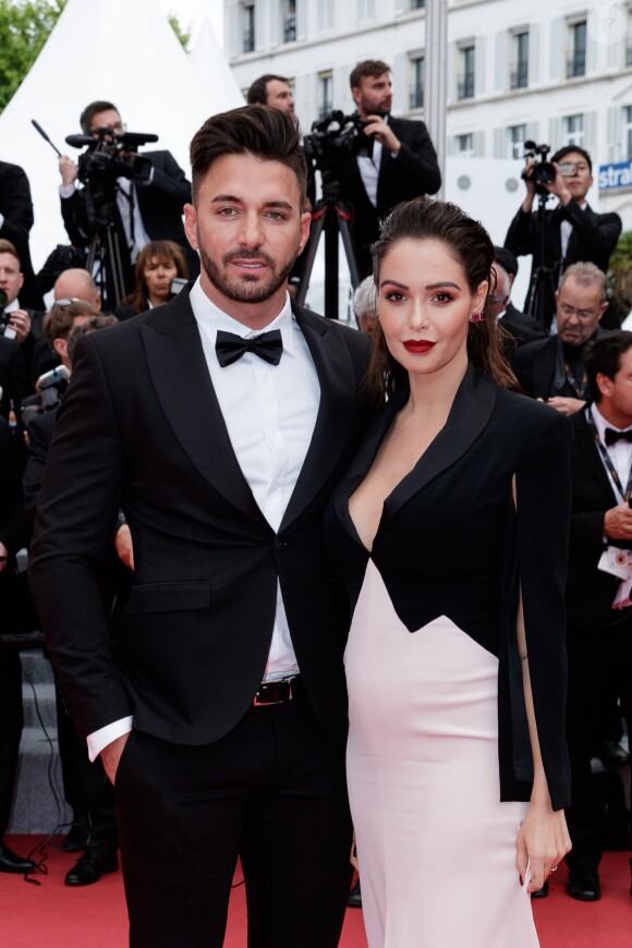 Nabilla Benattia, enceinte, au bras de son mari Thomas Vergara lors de la montée des marches du film "A Hidden Life" lors du 72ème Festival International du Film de Cannes, le 19 mai 2019. © Jacovides-Moreau / Bestimage