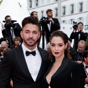 Nabilla Benattia, enceinte, au bras de son mari Thomas Vergara lors de la montée des marches du film "A Hidden Life" lors du 72ème Festival International du Film de Cannes, le 19 mai 2019. © Jacovides-Moreau / Bestimage