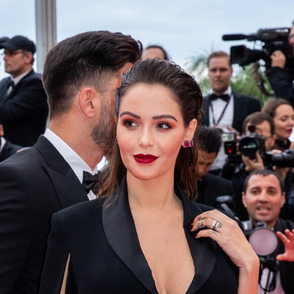 Nabilla Benattia, enceinte, au bras de son mari Thomas Vergara lors de la montée des marches du film "A Hidden Life" lors du 72ème Festival International du Film de Cannes, le 19 mai 2019. © Jacovides-Moreau / Bestimage