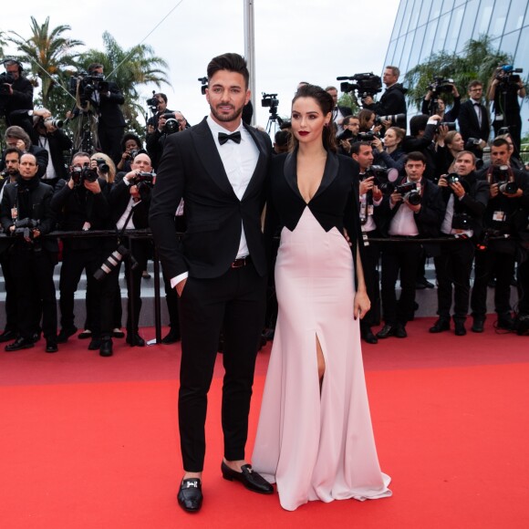 Nabilla Benattia, enceinte, au bras de son mari Thomas Vergara lors de la montée des marches du film "A Hidden Life" lors du 72ème Festival International du Film de Cannes, le 19 mai 2019. © Jacovides-Moreau / Bestimage