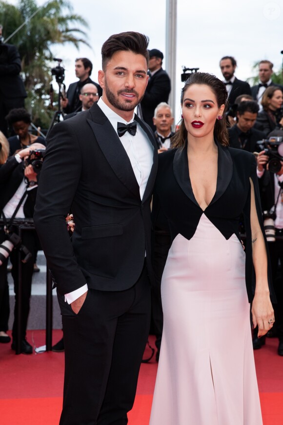 Nabilla Benattia, enceinte, au bras de son mari Thomas Vergara lors de la montée des marches du film "A Hidden Life" lors du 72ème Festival International du Film de Cannes, le 19 mai 2019. © Jacovides-Moreau / Bestimage