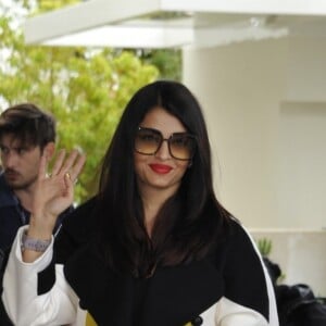 Aishwarya Rai et sa fille Aaradhya à l'hôtel Martinez lors du 72ème Festival International du Film de Cannes, le 19 mai 2019.