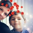Jo, candidat de "L'amour est dans le pré 2012" a trouvé l'amour avec Claire. Oour Noël il pose avec elle et le fils de cette dernière. Décembre 2018.
