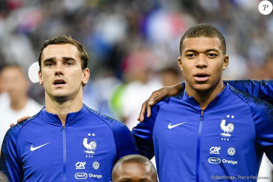 Antoine Griezmann Et Kylian Mbappé Lors Du Match De Ligue Des Nations Opposant La France à L