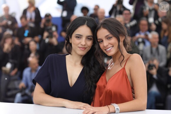 Hafsia Herzi, Meleinda Elasfour - Photocall du film "Mektoub, my love : Intermezzo" lors du 72ème Festival International du Film de Cannes le 24 mai 2019. © Jacovides-Moreau/Bestimage