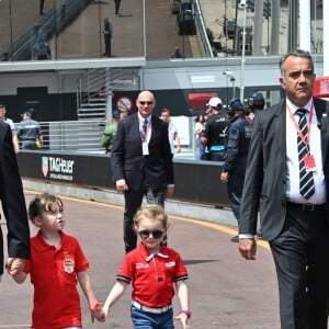 Le Prince Albert II de Monaco avec son fils le prince Jacques, Kaia- Rose, la fille de Gareth Wittstock, le frère de la princesse Charlene, et la princesse Gabriella le samedi 25 mai 2019, jour des essais qualificatifs pour le 77 ème Grand Prix de Formule 1 (F1) à Monaco. Monaco le 25 Mai 2019. © Bruno Bebert / Bestimage