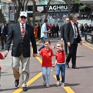 Le Prince Albert II de Monaco avec son fils le prince Jacques, Kaia- Rose, la fille de Gareth Wittstock, le frère de la princesse Charlene, et la princesse Gabriella le samedi 25 mai 2019, jour des essais qualificatifs pour le 77 ème Grand Prix de Formule 1 (F1) à Monaco. Monaco le 25 Mai 2019. © Bruno Bebert / Bestimage