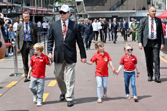 Le Prince Albert II de Monaco avec son fils le prince Jacques, Kaia- Rose, la fille de Gareth Wittstock, le frère de la princesse Charlene, et la princesse Gabriella le samedi 25 mai 2019, jour des essais qualificatifs pour le 77 ème Grand Prix de Formule 1 (F1) à Monaco. Monaco le 25 Mai 2019. © Bruno Bebert / Bestimage