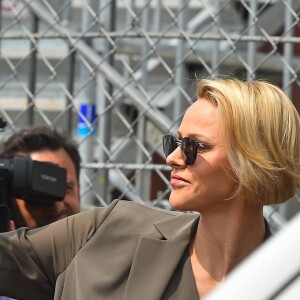 Le prince Albert II de Monaco et la princesse Charlene dans les paddocks lors des essais du 77 ème Grand Prix de Formule 1 de Monaco le 25 Mai 2019. Imago / Panoramic / Bestimage