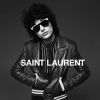 L'acteur Finn Wolfhard (Stranger Things) figure sur la campagne publicitaire hiver 2019 de Saint Laurent. Photo par David Sims.