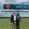 Nick Foles (quarterback des Jacksonville Jaguars en NFL) et sa femme Tori, ici en mars 2019 après la signature de Nick chez les Jaguars, ont perdu un petit garçon suite à une fausse couche de Tori en mai 2019.